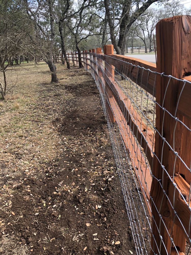 Corral Fence Installation in Bulverde, TX