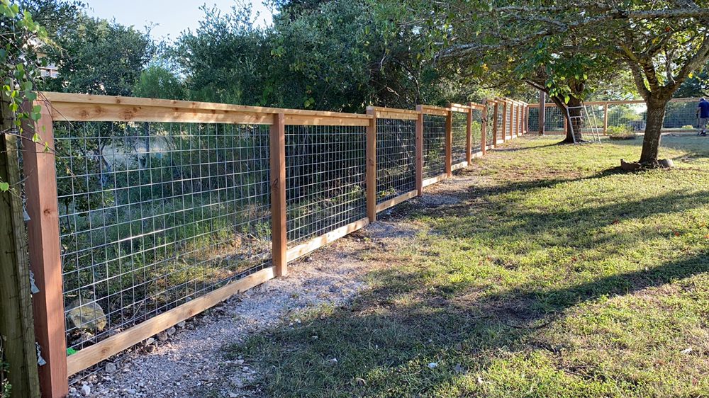 Hog Wire Fence Installation in Bulverde, TX